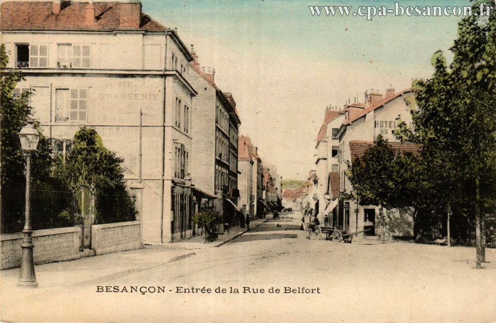 BESANÇON - Entrée de la Rue de Belfort